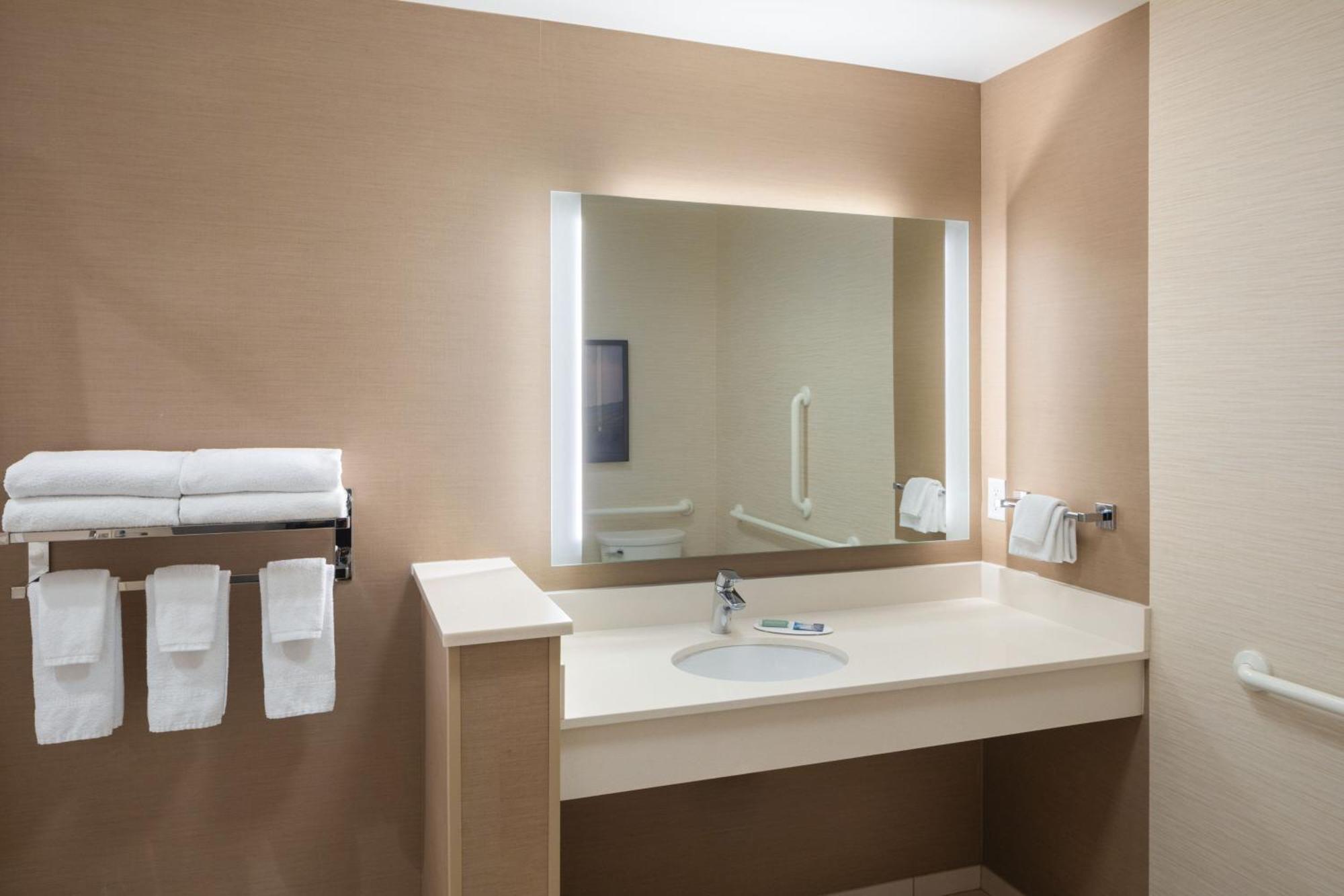 Fairfield Inn & Suites By Marriott Chillicothe Bagian luar foto