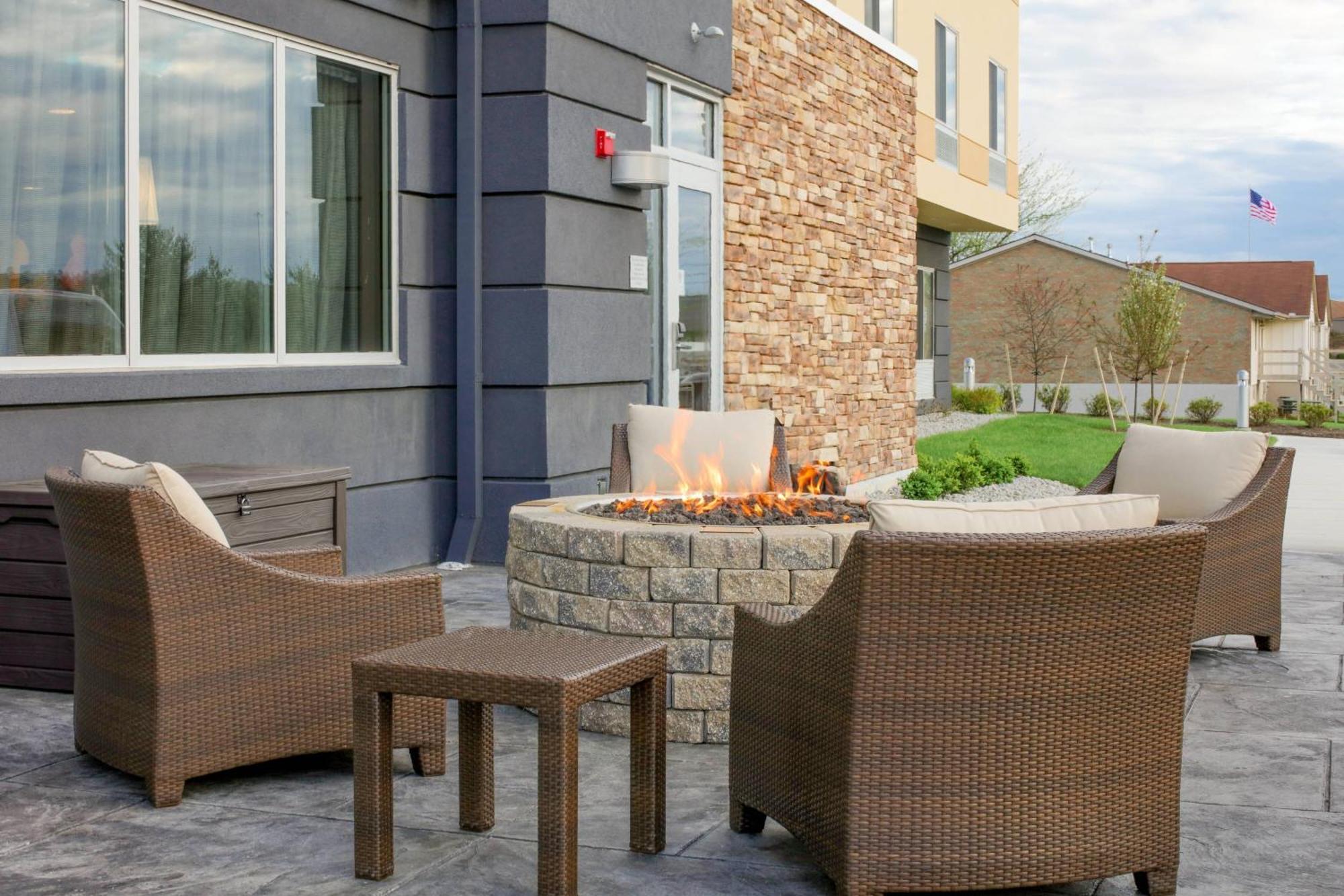 Fairfield Inn & Suites By Marriott Chillicothe Bagian luar foto